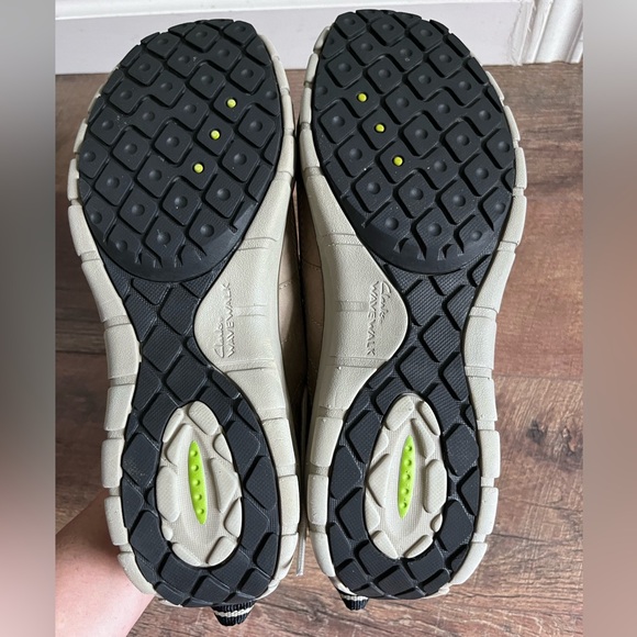 Clark’s outdoor wave walk waterproof hiking sneaker shoes women’s size 11 - Picture 4 of 11